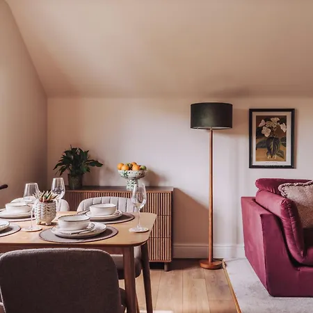 The Damson Loft, Cosy, Bowness, Parking 아파트 *